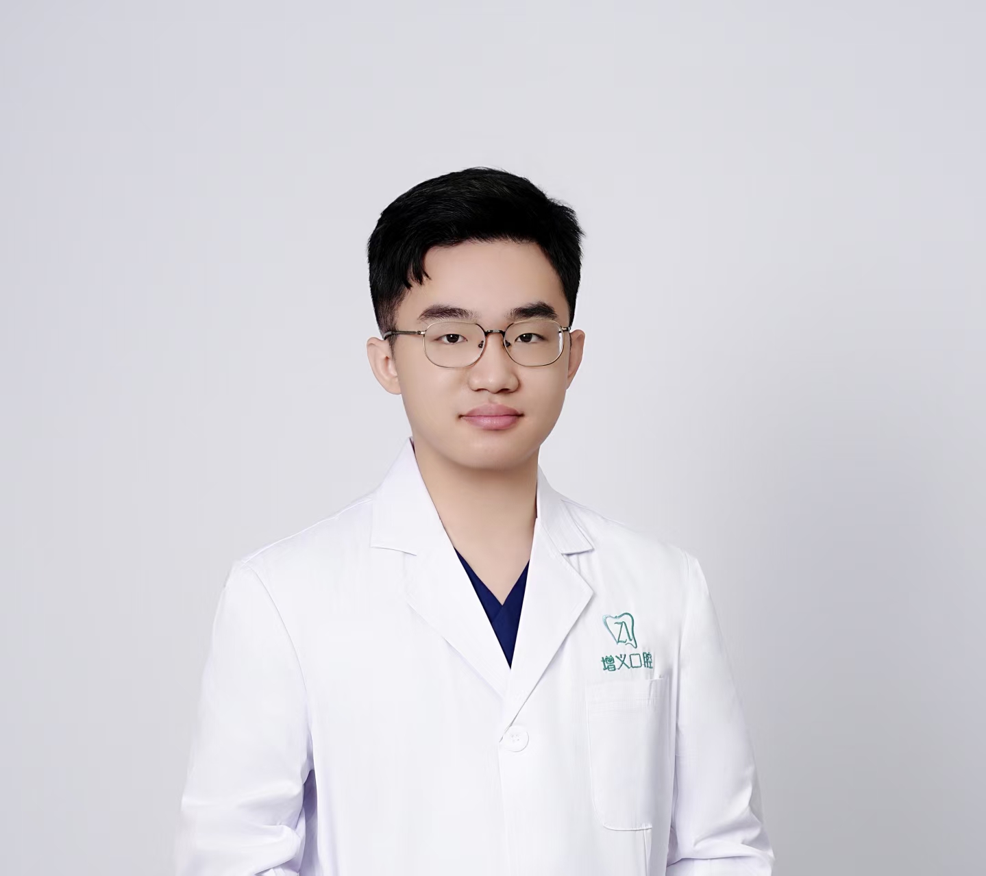 黄彦凯医师
